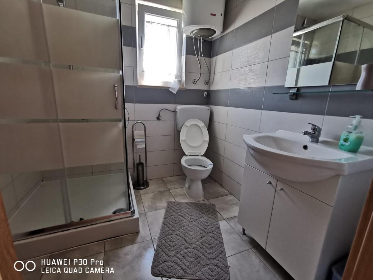 Bradaric Apartma Pula